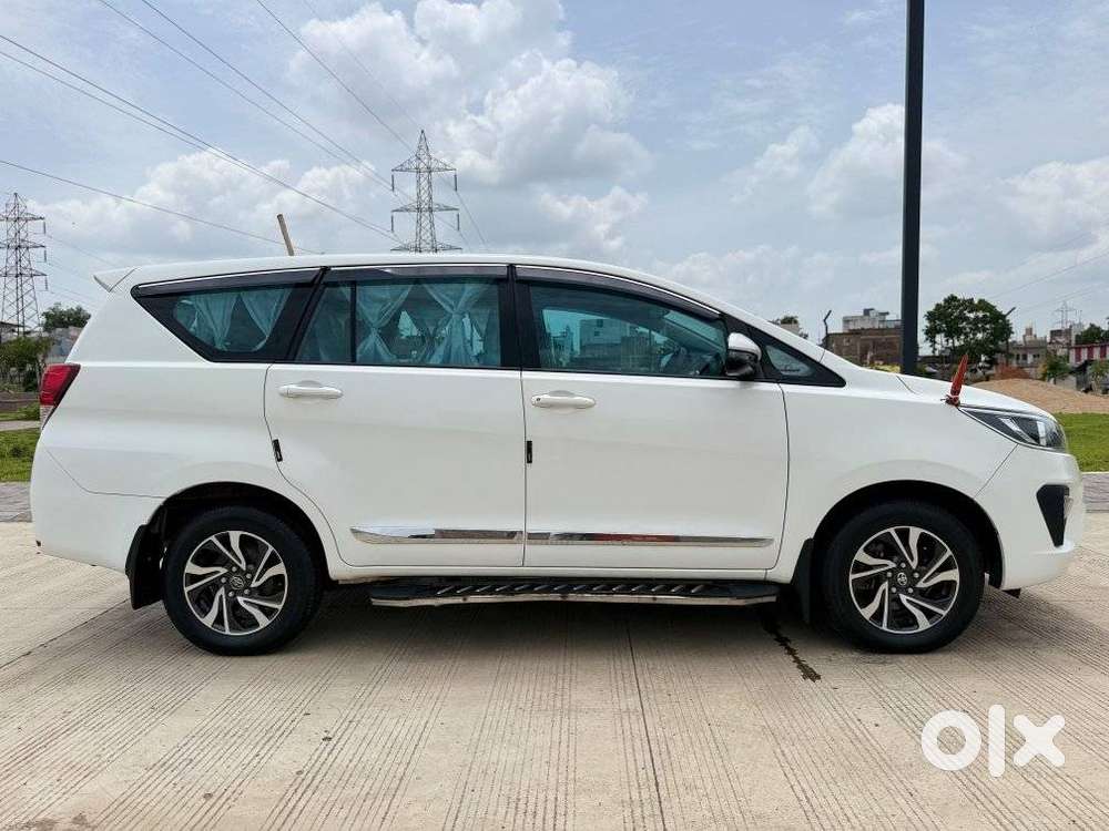 Toyota Innova Crysta [2020-ongoing] 2.4 Gx 7 Str, 2021, Diesel