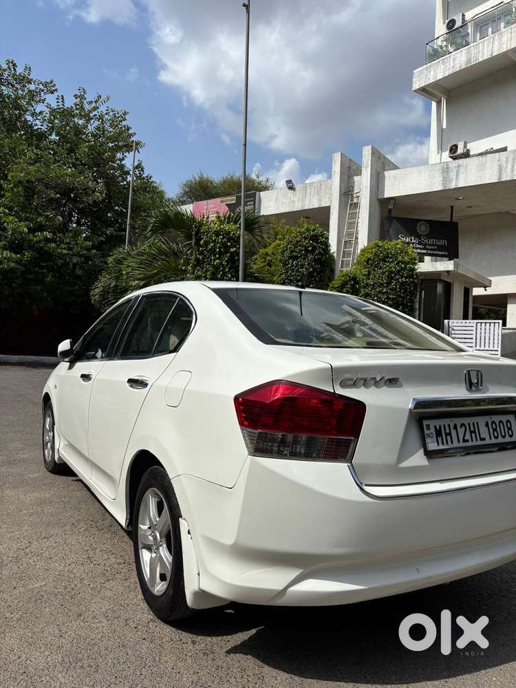 Honda City 1.5 V 5th Gen I-vtec Mt, 2011, Petrol