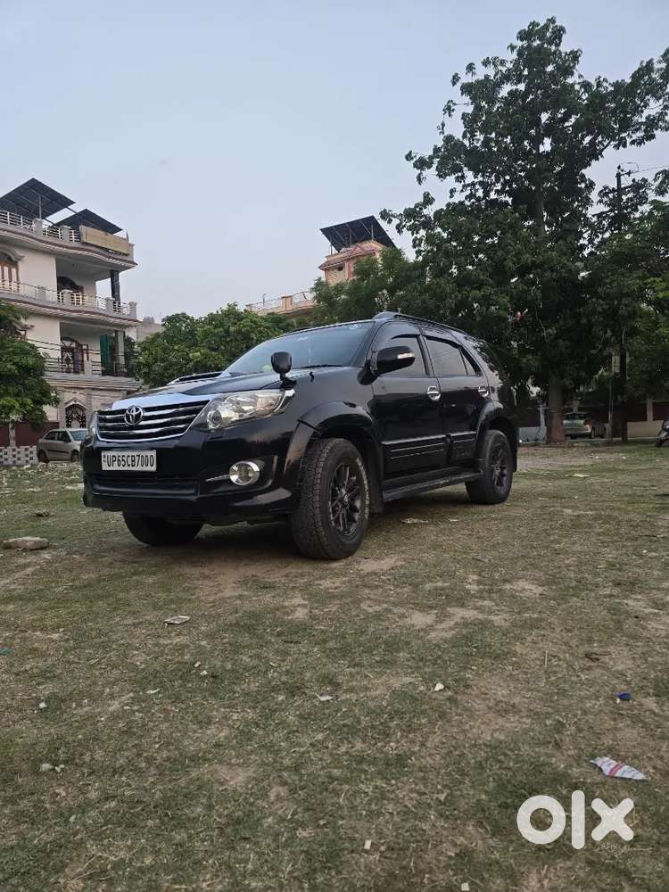 Toyota Fortuner Legender 2016 Diesel 150000 Km Driven