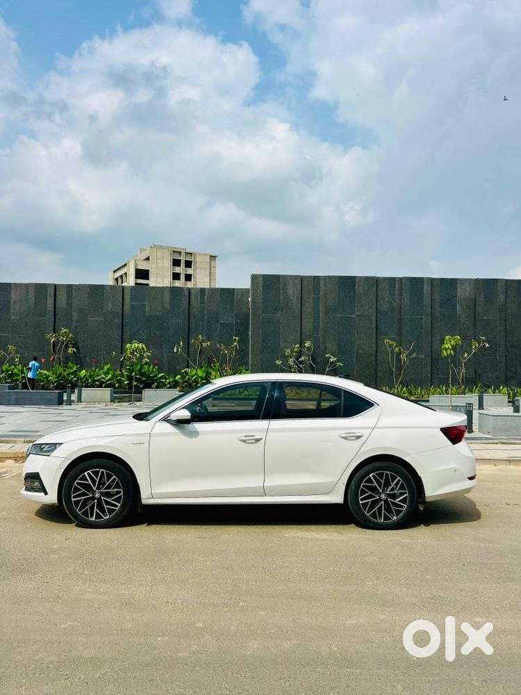 Skoda Octavia 2.0 L K Tsi At, 2019, Petrol