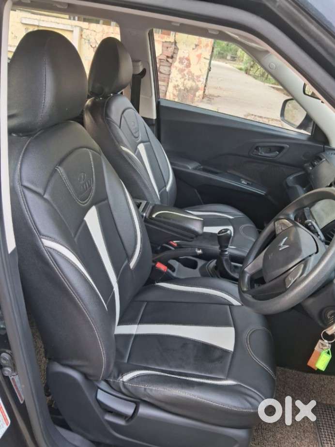 Mahindra Xuv300 W6, 2024, Petrol
