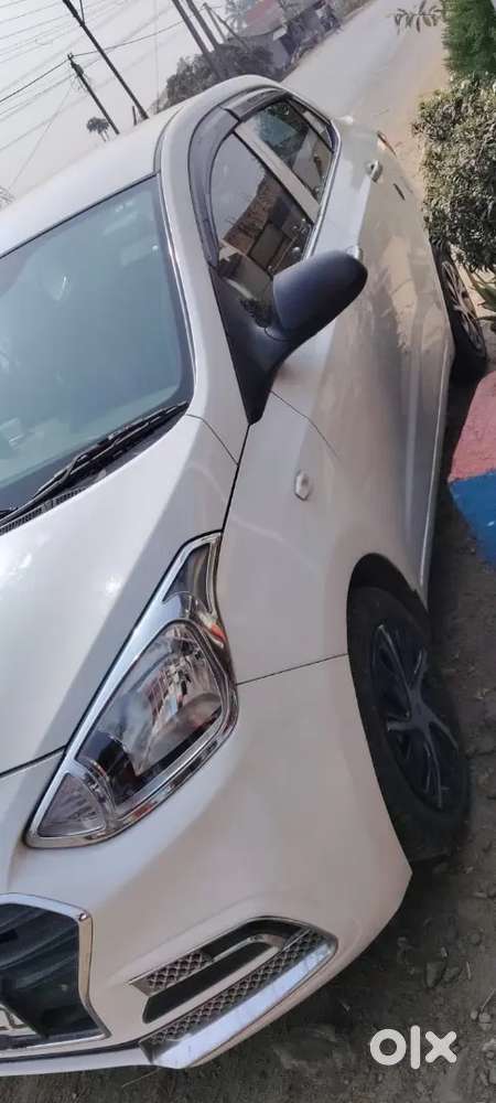Hyundai Xcent 2017 Petrol/lpg Well Maintained