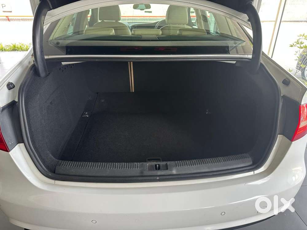 Audi A4 2.0 Tdi Premium With Sunroof, 2015, Diesel