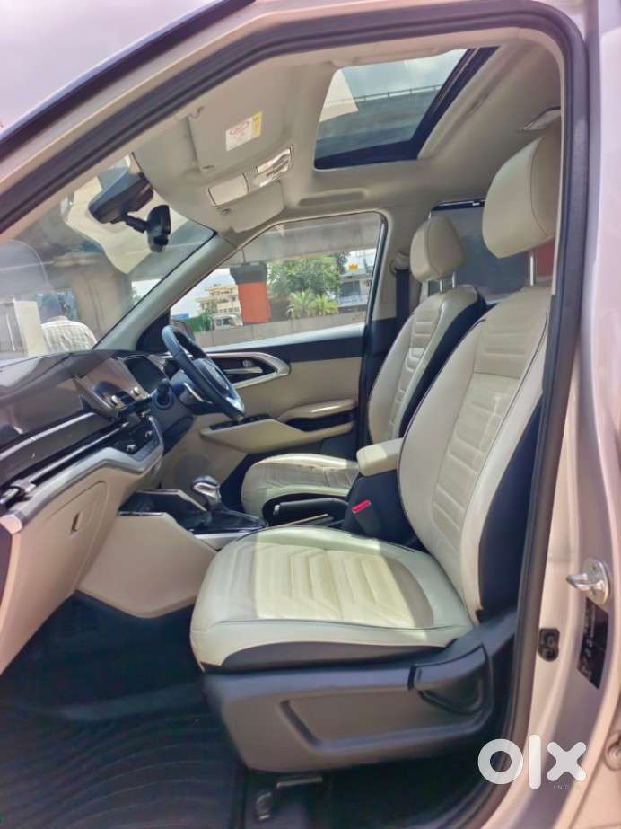 Kia Carens 1.4 Luxury Plus Dct 7 Str, 2022, Petrol