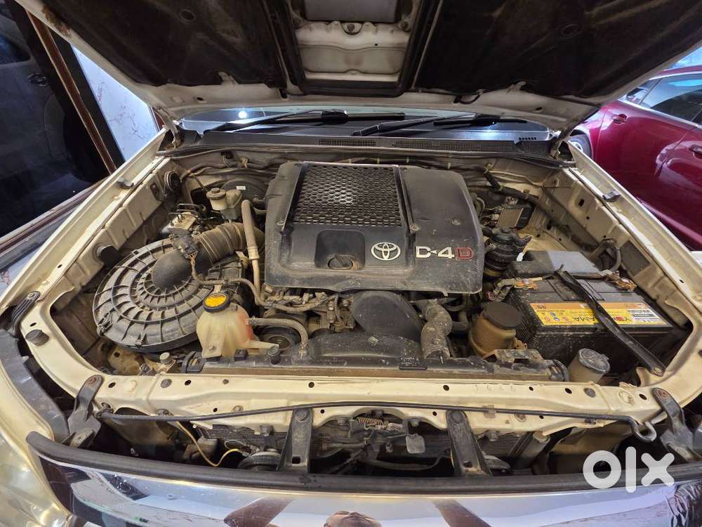 Toyota Fortuner Diesel 2011