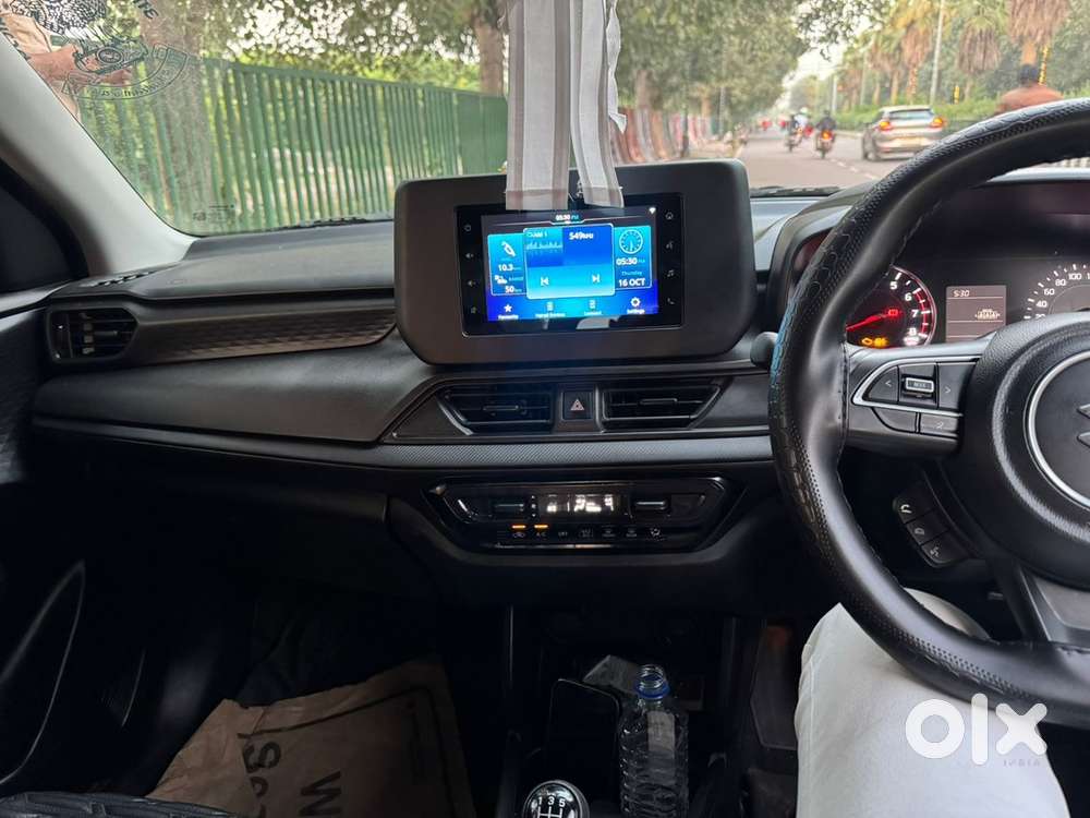 Swift Vxi Petrol 2025