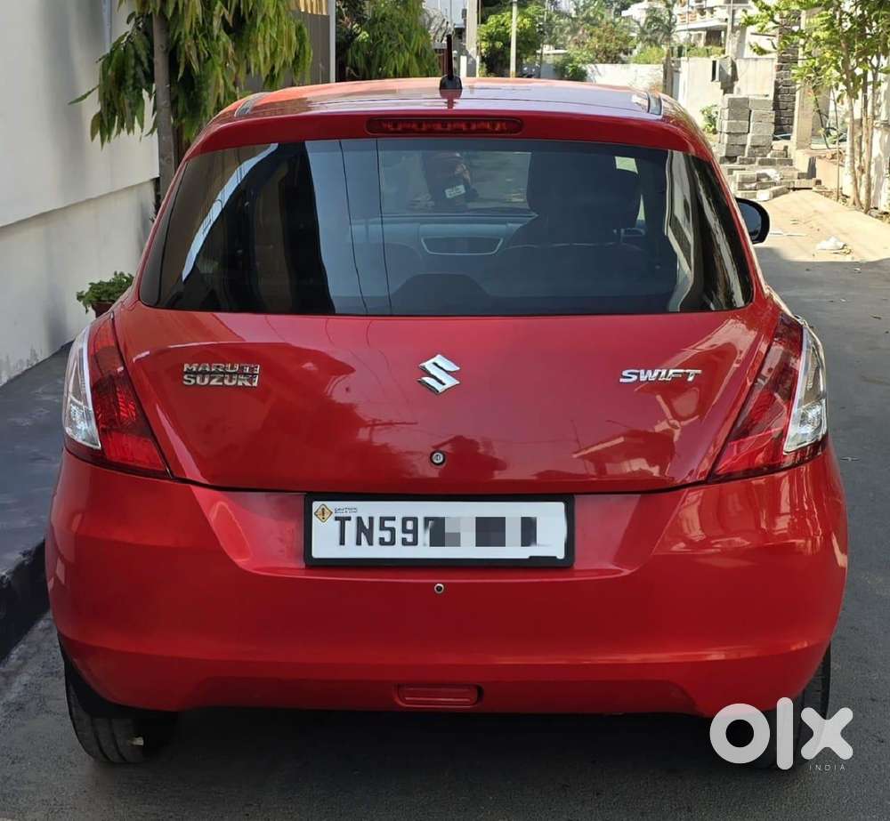 Maruti Suzuki Swift Lxi Optional-o, 2017, Petrol