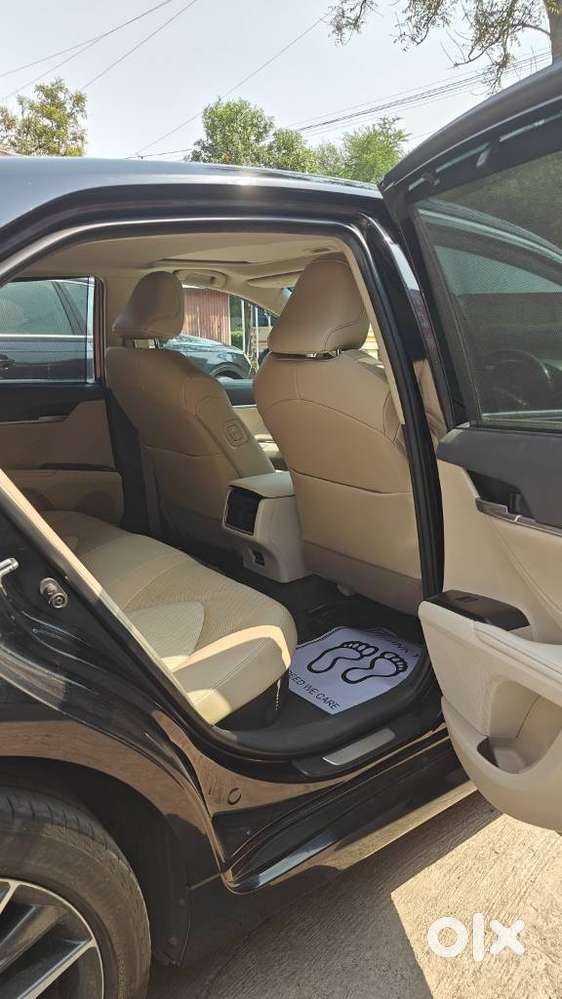 Toyota Camry [2019-ongoing] 2.5 Hybrid, 2023, Petrol