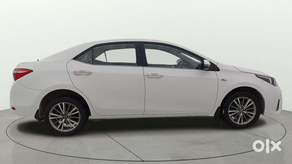 Toyota Corolla Altis 2013-2017 Vl At, 2014, Petrol
