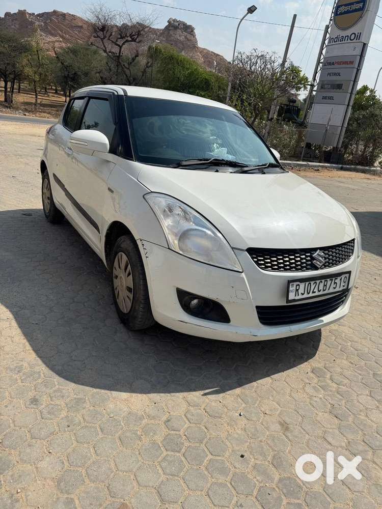 Maruti Suzuki Swift 2013 Diesel 100000 Km Driven