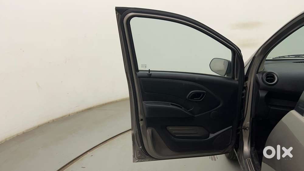 Datsun Redigo T Option, 2017, Petrol