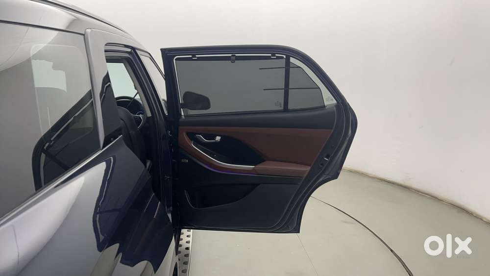 Hyundai Alcazar Signature (o) 6 Str 1.5 Petrol Dct, 2023, Petrol