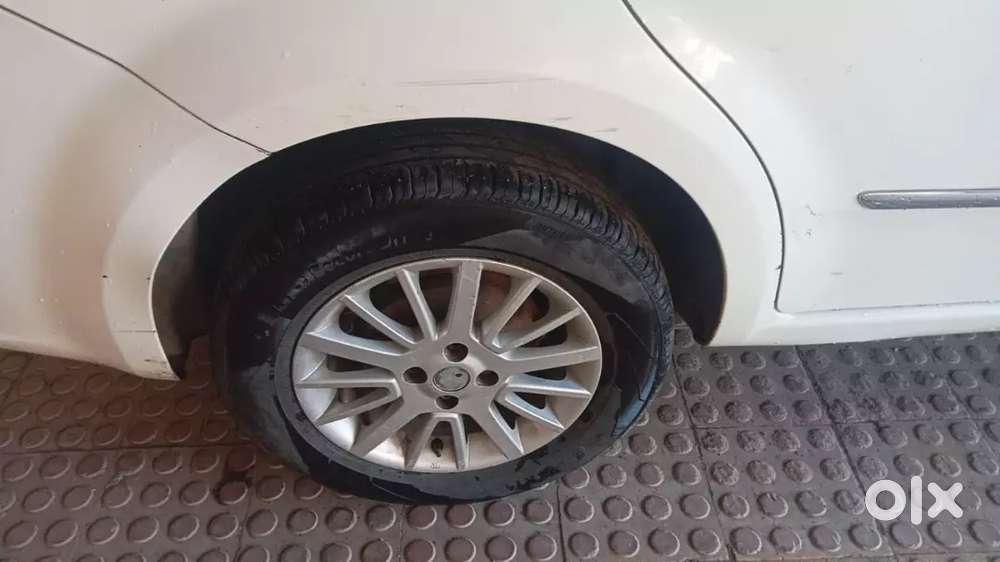 Fiat Linea 2012 Diesel 100000 Km Driven