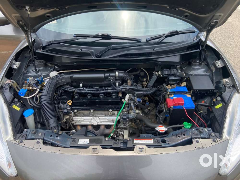 Maruti Suzuki Swift Dzire Vxi Optional, 2019, Petrol