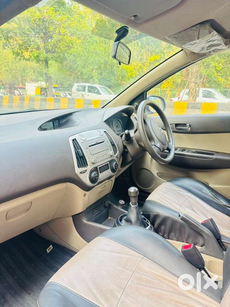 Hyundai Car Petrol Manual 2nd Owner 2012