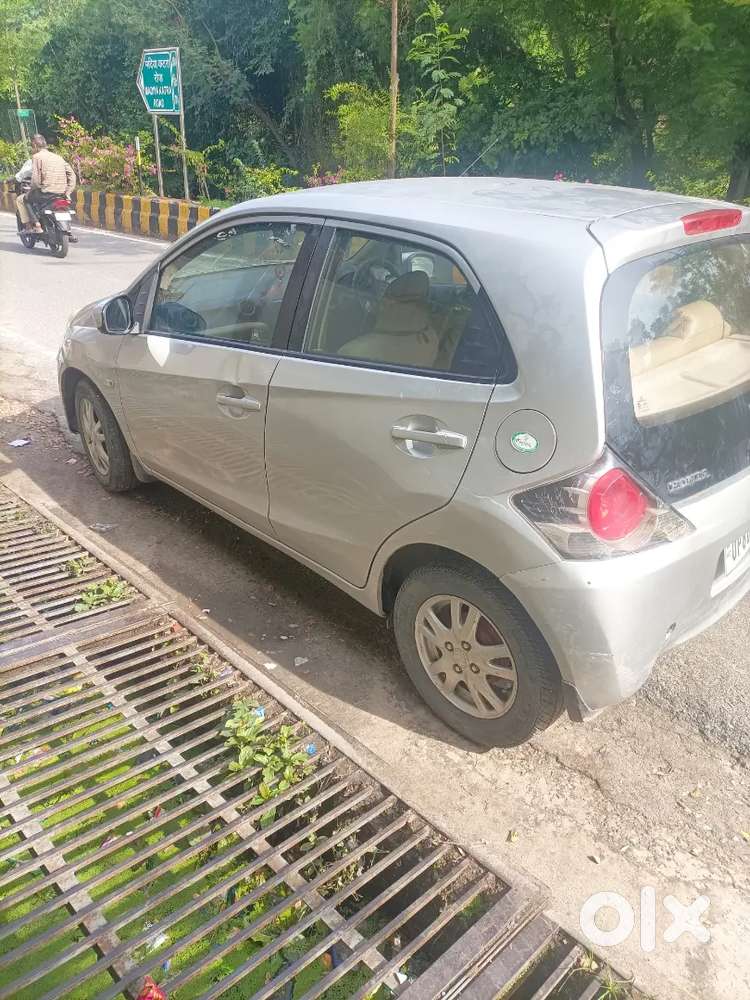 Honda Brio 2013
