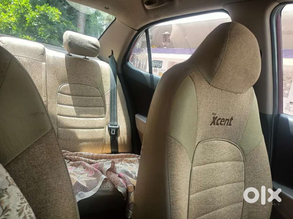 Hyundai Xcent Diesel 2017 Variant Manual.