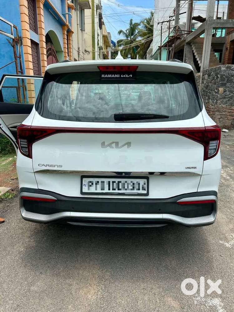 Kia Carens Prestige + Diesel At2024