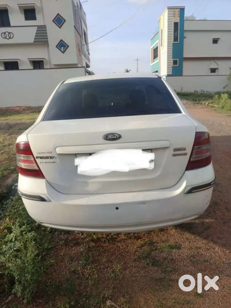 Ford Fiesta 2012 Diesel 105000 Km Driven