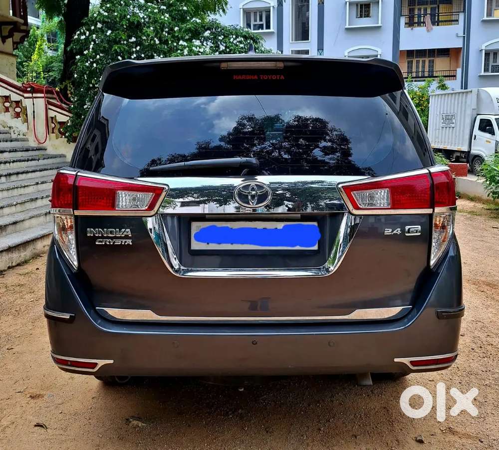 Toyota Innova Crysta 2016