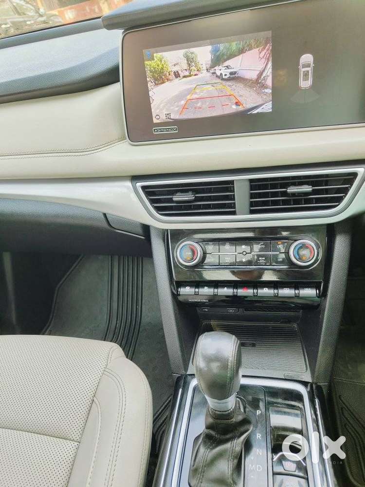 Mahindra Xuv700 2.2 Ax 7 Diesel At Luxury Pack Str, 2024, Diesel