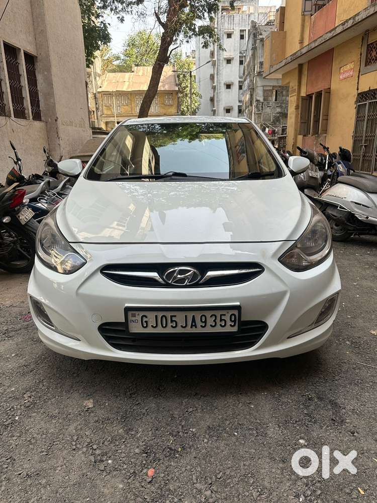 Hyundai Fluidic Verna 2011 Petrol Well Maintained
