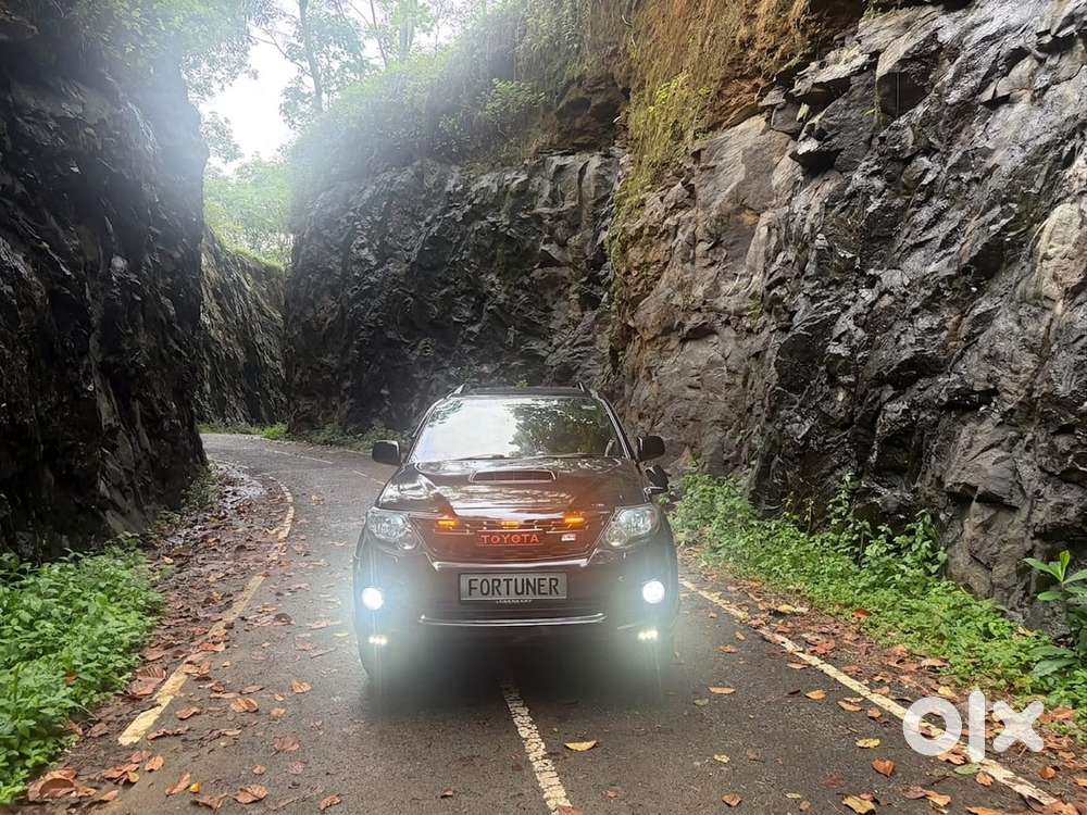 Toyota Fortuner Diesel 2012