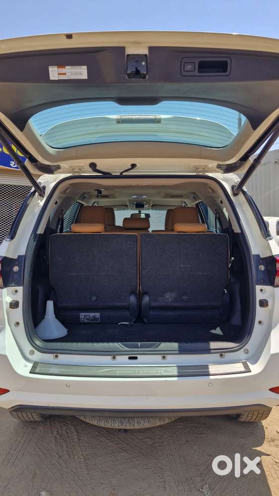 Toyota Fortuner 4x2 At 2.8 Diesel, 2022, Diesel