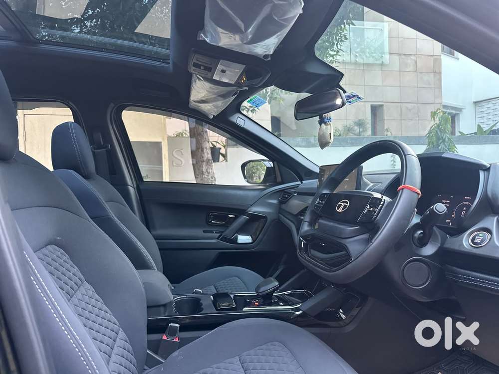 Tata Safari Pure Plus S Dark Edition At, 2026, Petrol