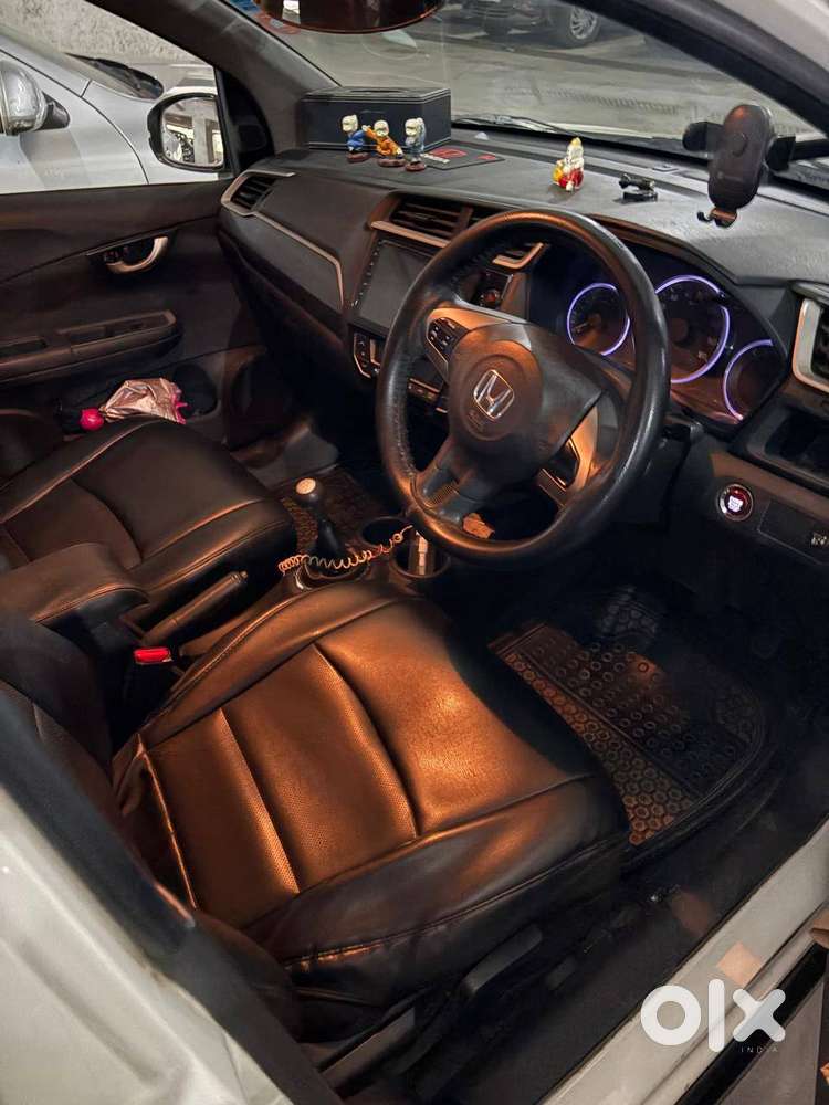 Honda Br-v 2016 Petrol Mt Well Maintained