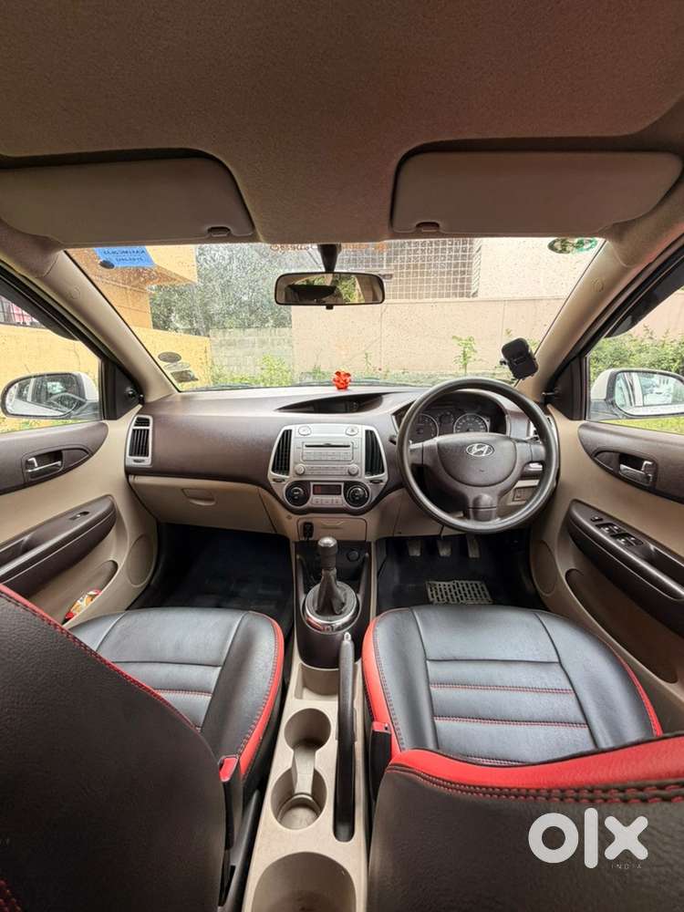 Hyundai I20 Petrol Manual 2012