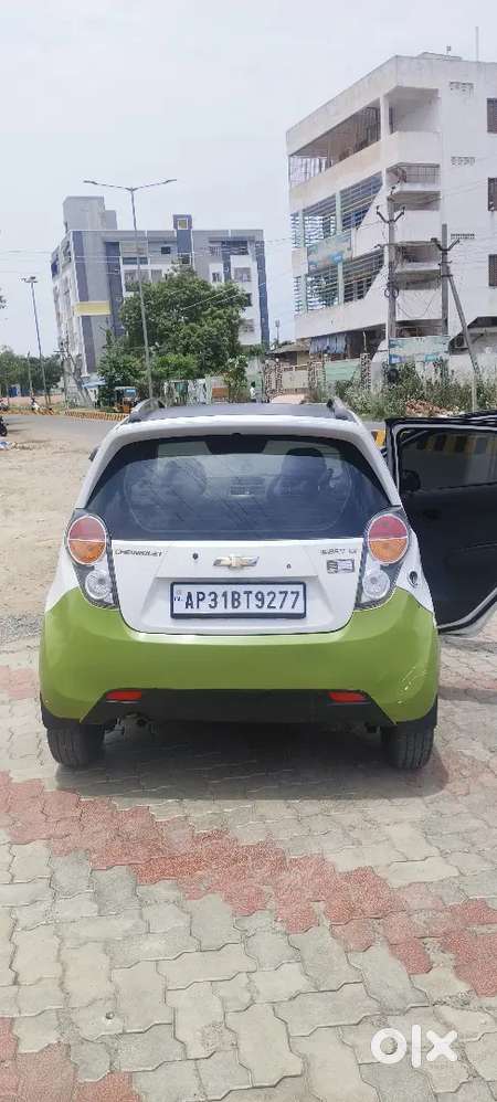 Chevrolet Beat Lt 2011 Petrol