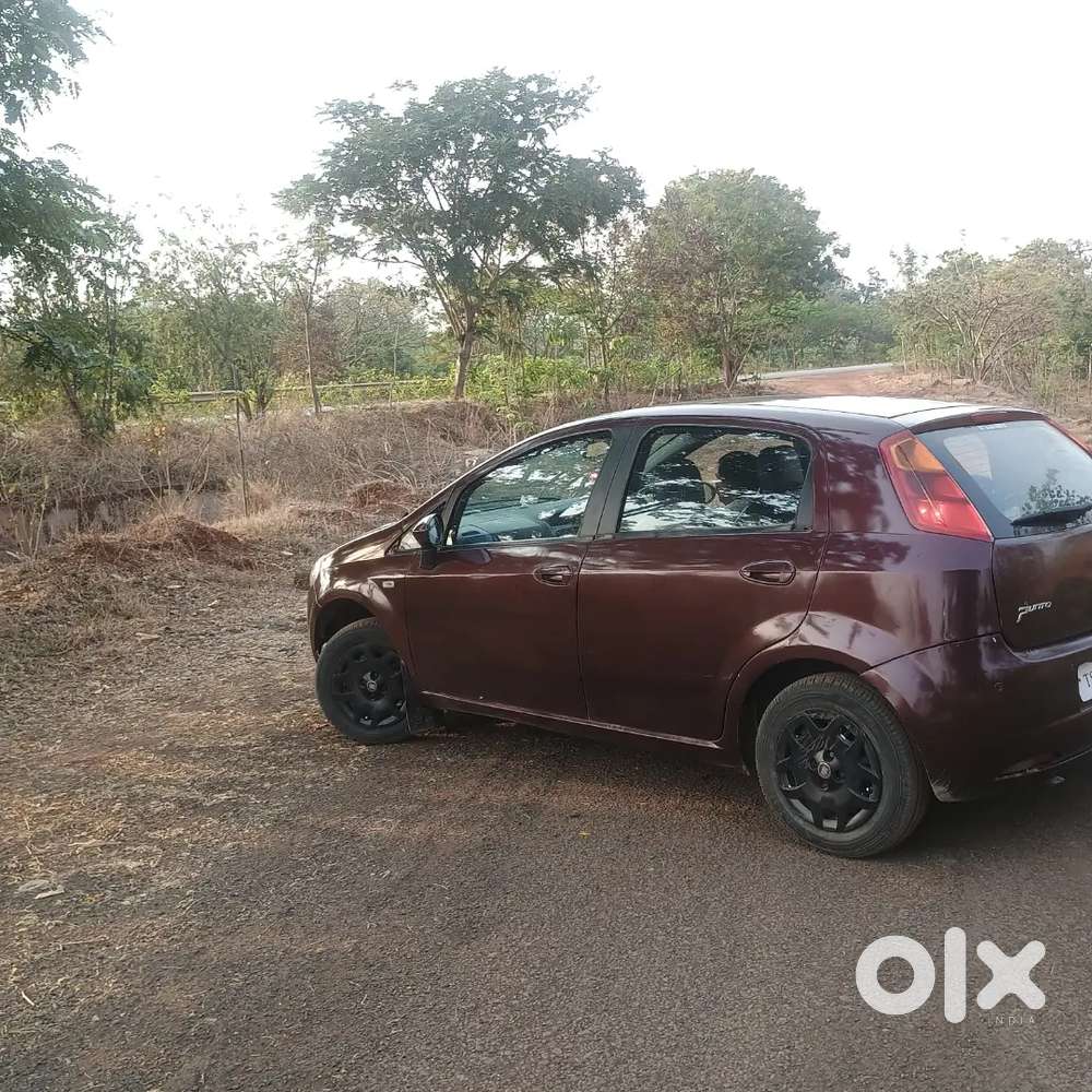 Fiat Grande Punto 2014 Diesel 80000 Km Driven