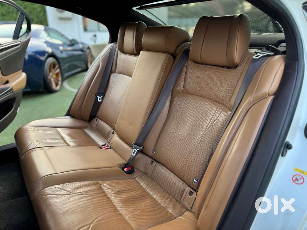 Lexus Es 300h Luxury, 2019, Petrol