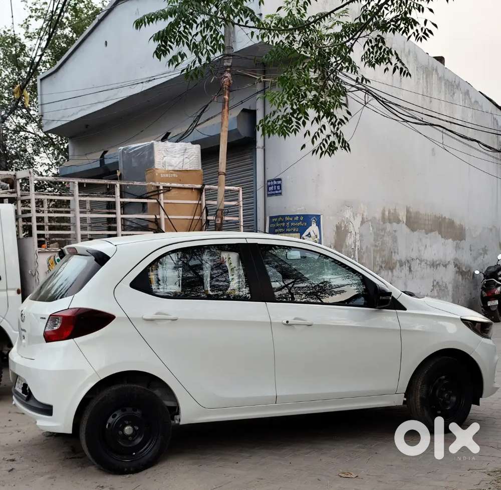 Tata Tiago Icng Xt