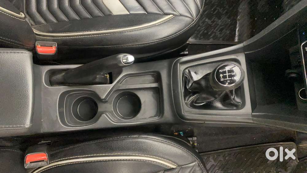 Maruti Suzuki Vitara Brezza Zdi Plus Dual Tone, 2017, Diesel