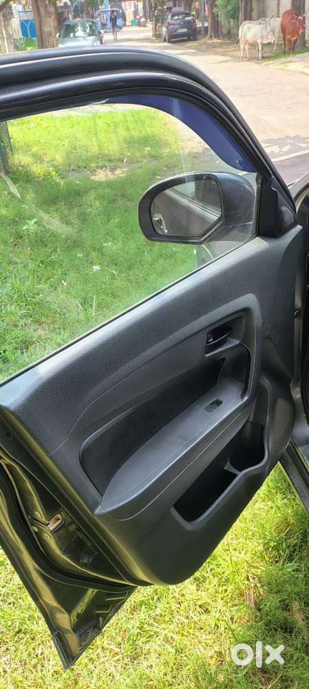 Maruti Suzuki Vitara Brezza Ldi Option, 2017, Diesel