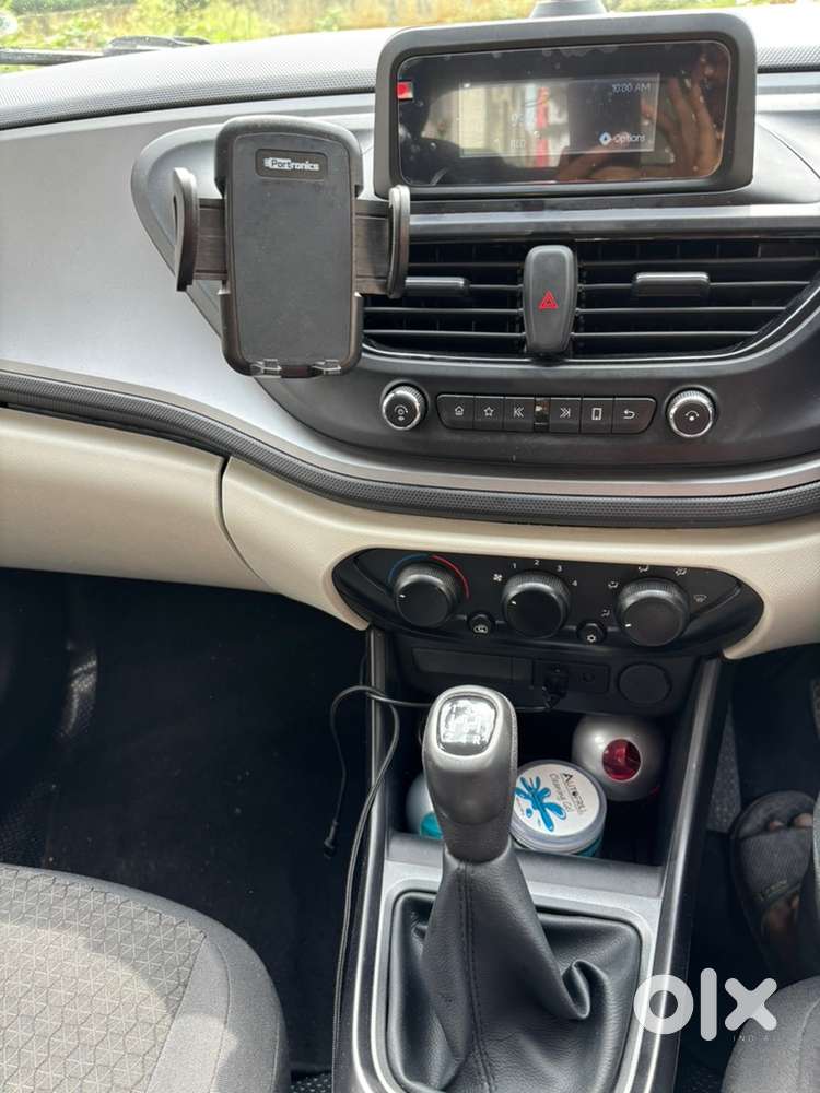 2021 Altroz Xe Rhythm Petrol Mt(grey)