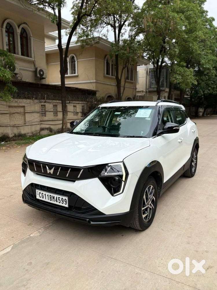 Mahindra Xuv 3xo Ax5 Ds Mt, 2024, Diesel