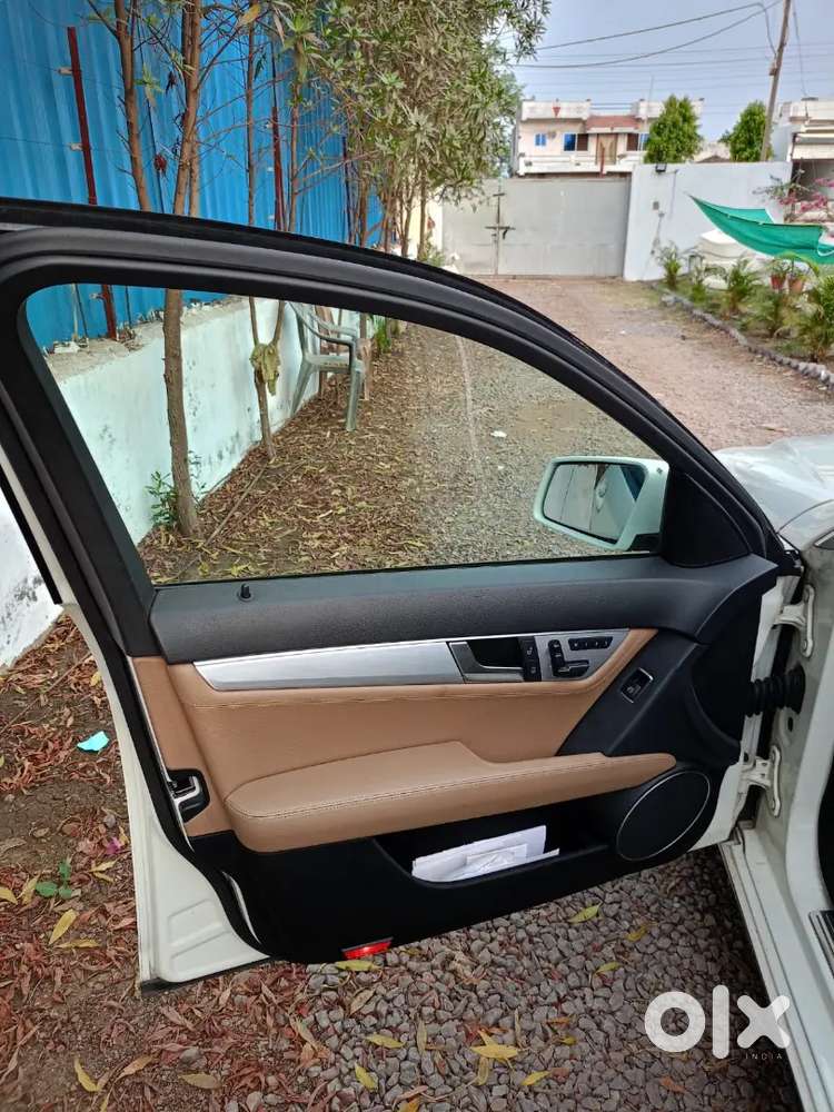 Mercedes C-class 2012 2.0 Petrol
