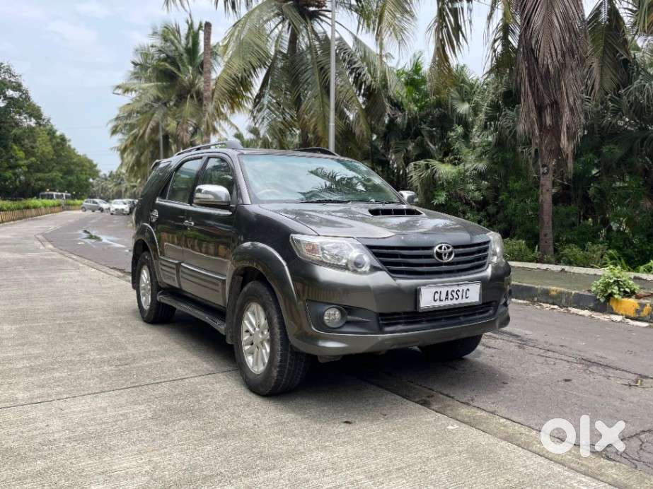 Toyota Fortuner 3.0 4x4 Manual, 2011, Diesel