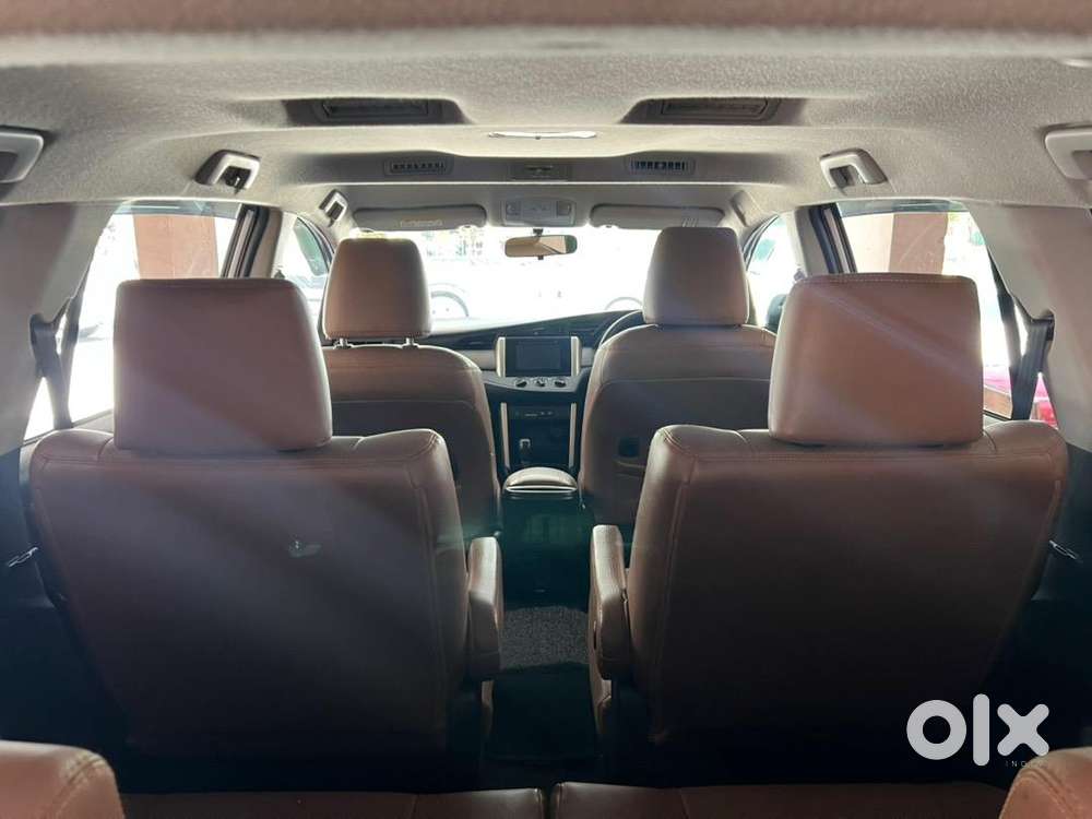 Toyota Crysta  2.8 G At 2019 Dec 1st Owner Chandigarh No