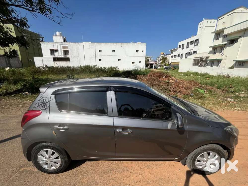 Hyundai New i20 2012 Diesel 80000 Km Driven