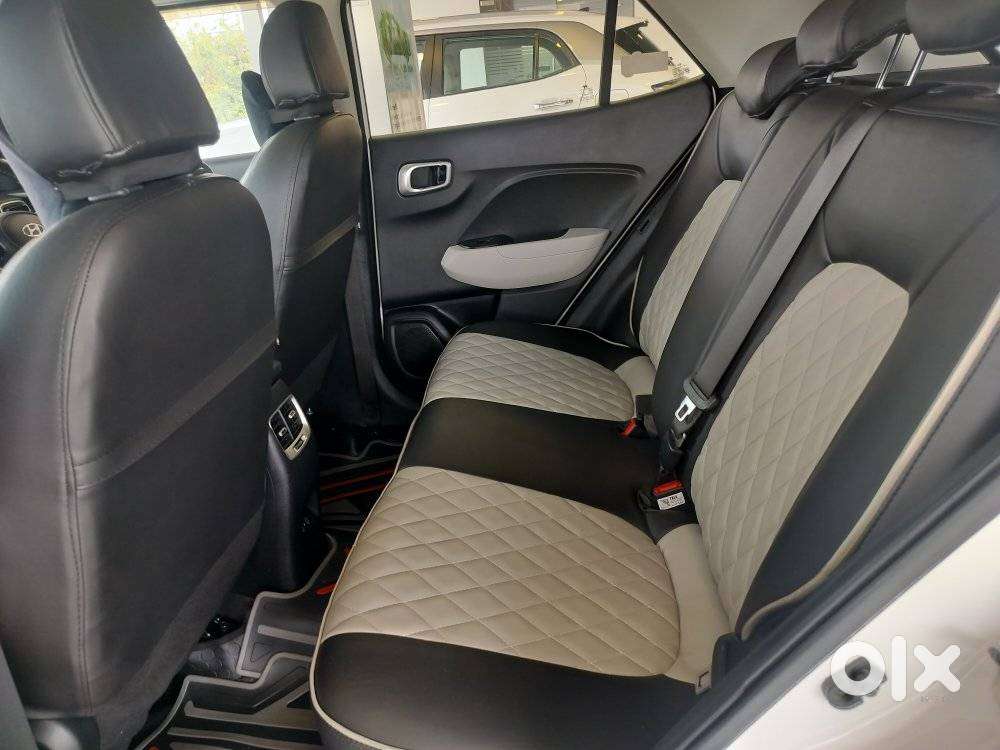 Hyundai Venue Sx Dual Tone Diesel, 2023, Diesel