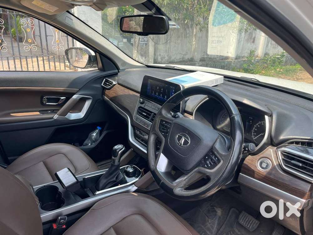 Harrier Xza Plus Top End Variant 2022 Dual Tone