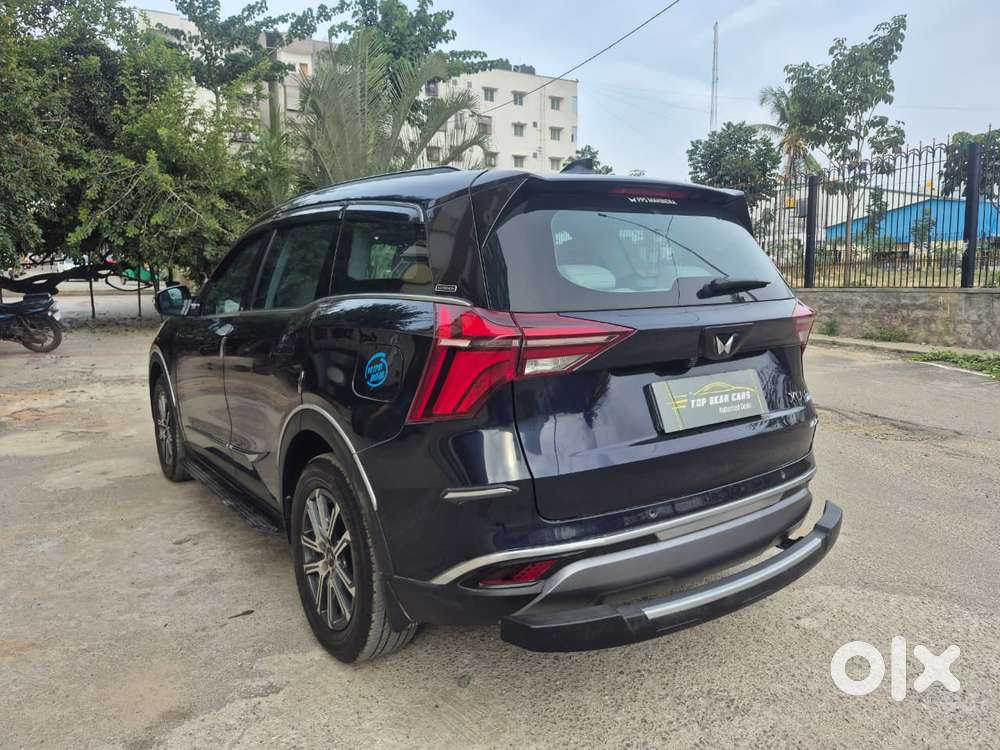 Mahindra Xuv700 2.0 Ax 7 Petrol Mt Str, 2024, Petrol
