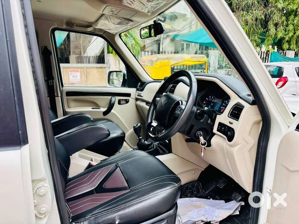 Mahindra Scorpio Classic 2.2 S 11 Mt 7 Str, 2023, Diesel