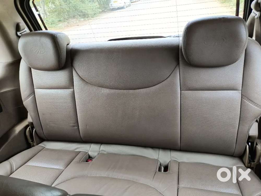 Mahindra Xylo (celebration Edition) Top End Model.
8 Seater