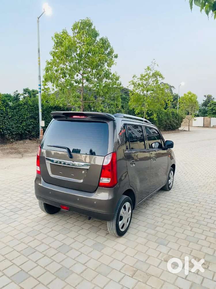 •best Condition  •offer - 3,40,000 ( Slightly Negotiable )