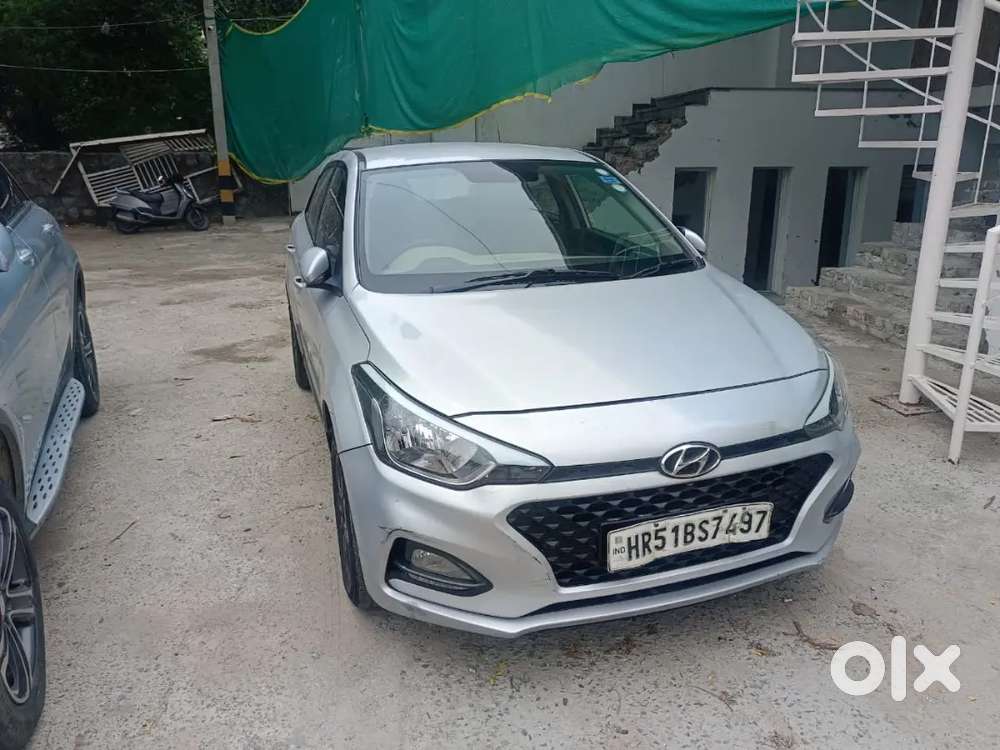Hyundai I20 2018 Petrol 70000 Km Driven